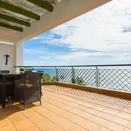 Mi Capricho Beachfront Penthouse, P12 5a