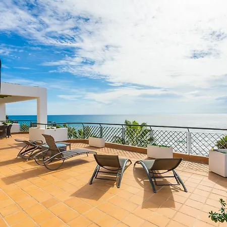 Mi Capricho Beachfront Penthouse, P12 5a *