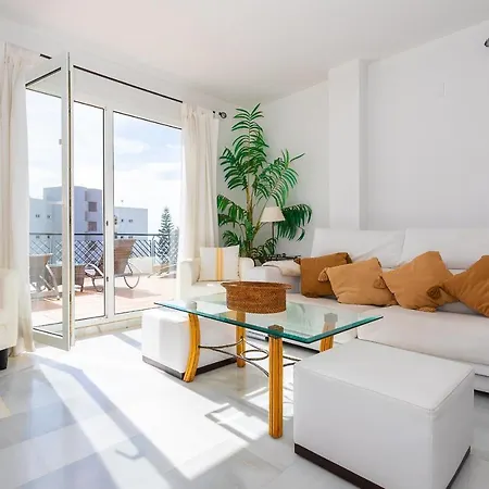 Mi Capricho Beachfront Penthouse, P12 5a *